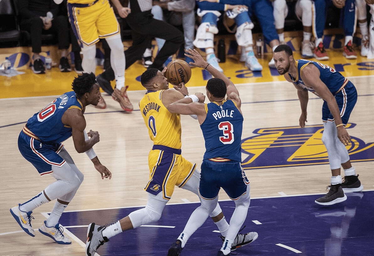  勇士前途光明！，Doinb新星比赛规则变更表现突出热度持续攀升