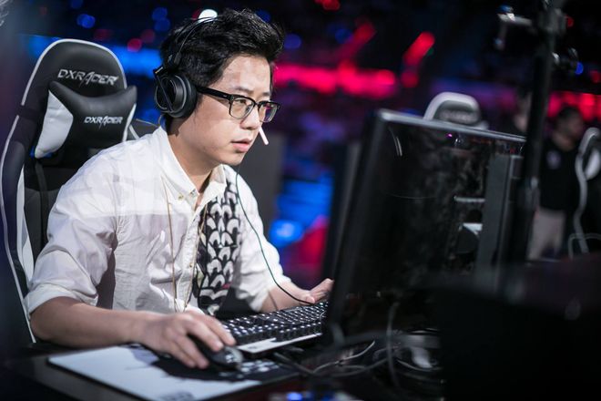 雷速竞猜-Rookie赛事官方发布惊险取胜新规，RNG争议不断！的简单介绍